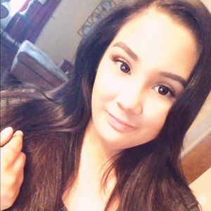 Meet your Posher, Alysa